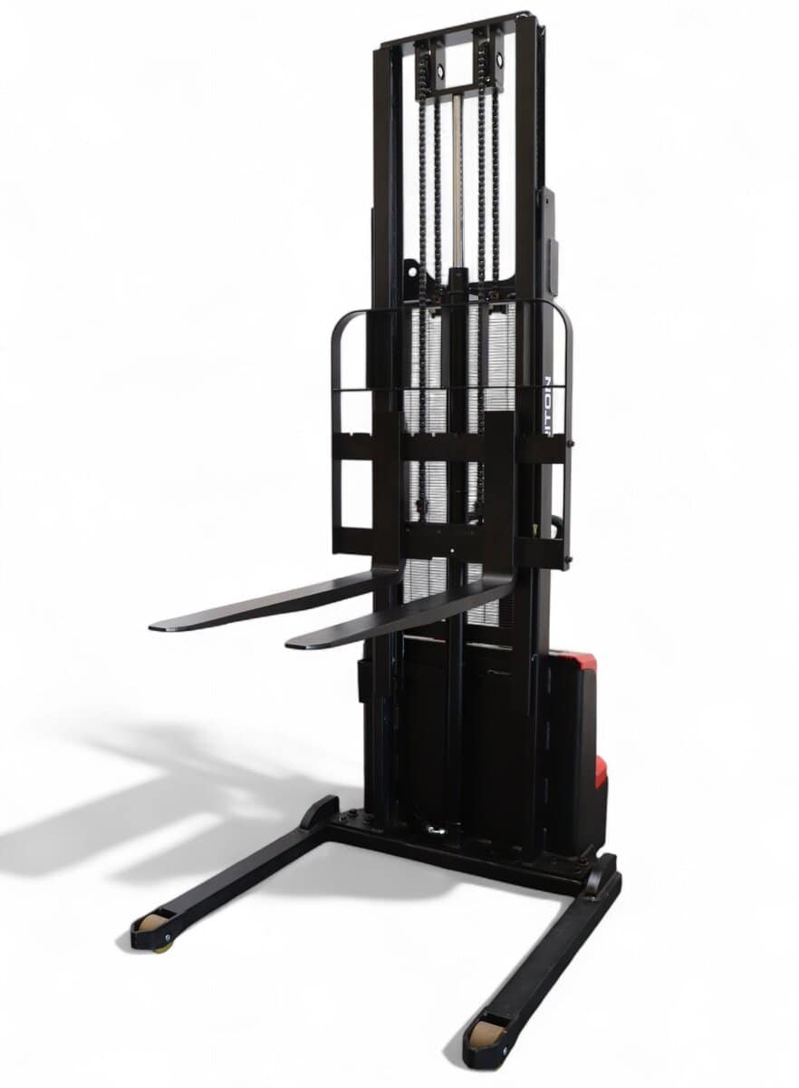 STRADDLE stacker ESS15-Li-3500mm forks lifted