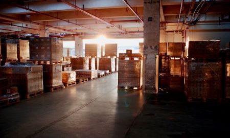 Pallet Trucks UK Urges Warehouses to Plan Beyond Christmas as Returns Surge Looms