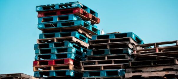 Growing Demand for Plastic Pallets Means Businesses Must Rethink Handling Equipment